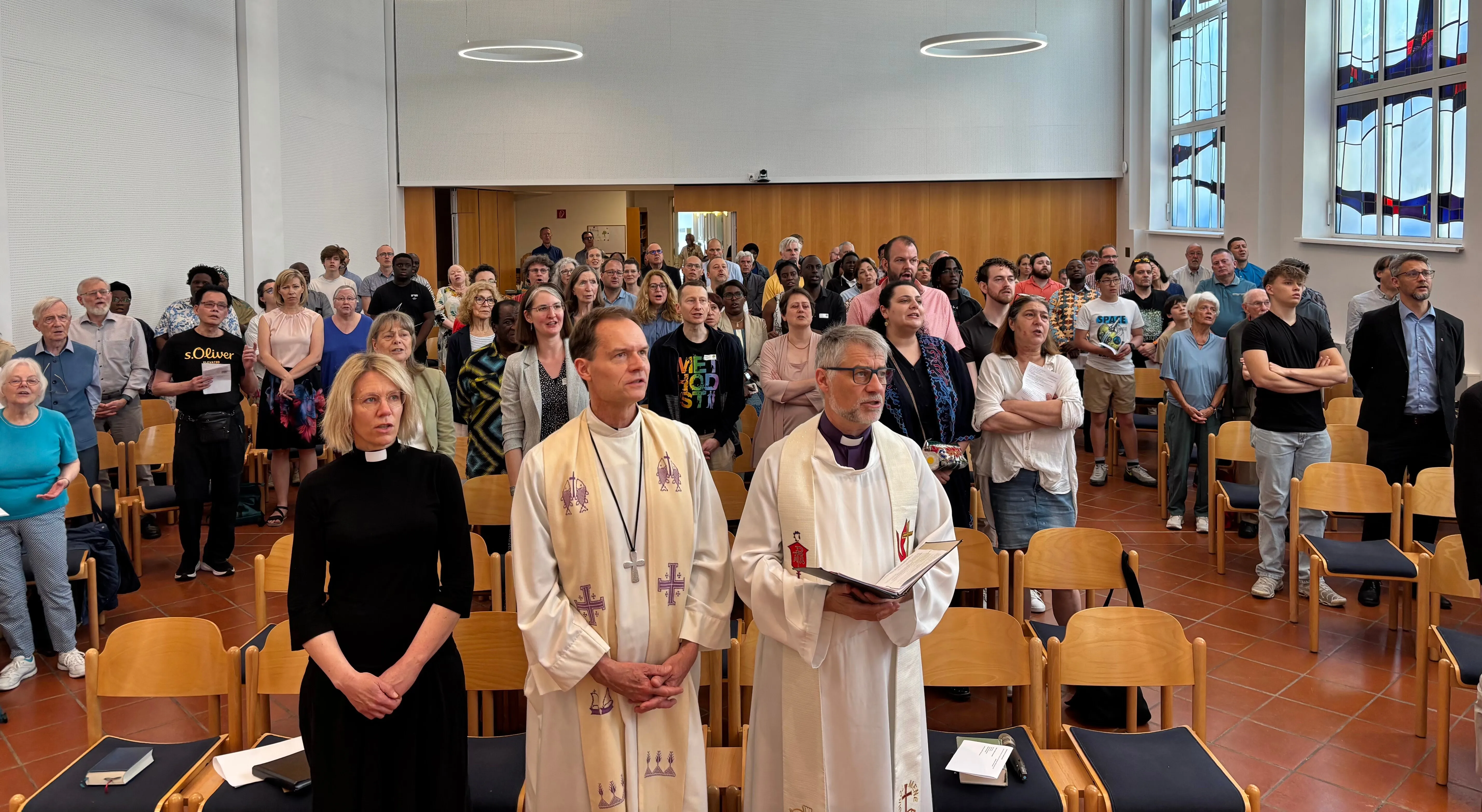 Jährliche Konferenz: Schlussgottesdienst und Dienstzuweisungen