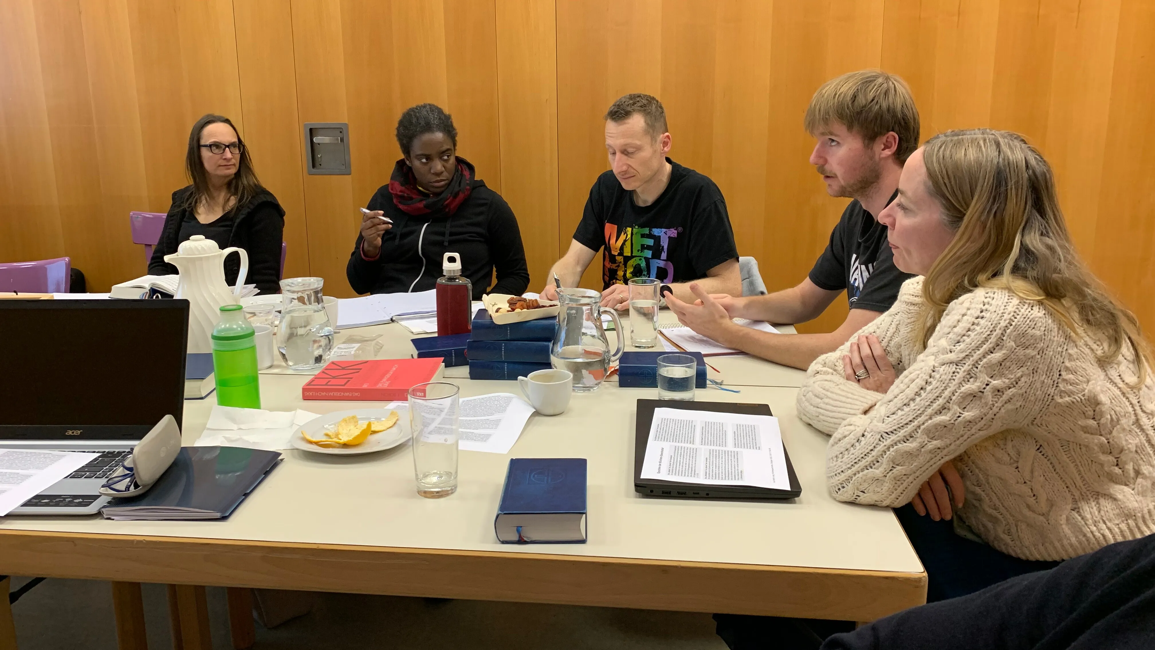 2000 Jahre in 23 Stunden v.l.n.r.: Martha Zilka, Doreen Ighama, Eike Nungesser, Daniel Mohr, Magdalena Bruckmüller