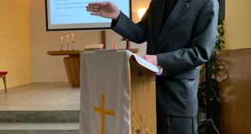 Pastor John Calhoun berichtet