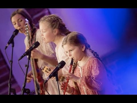 Angelo Kelly & Family - Star Of The County Down