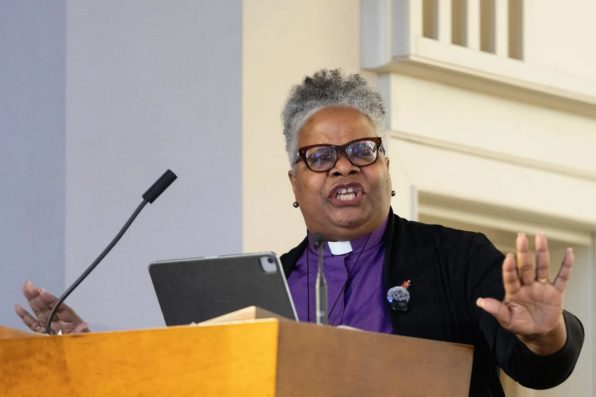 Bischöfin LaTrelle Miller Easterling predigte über den biblischen Psalm 24