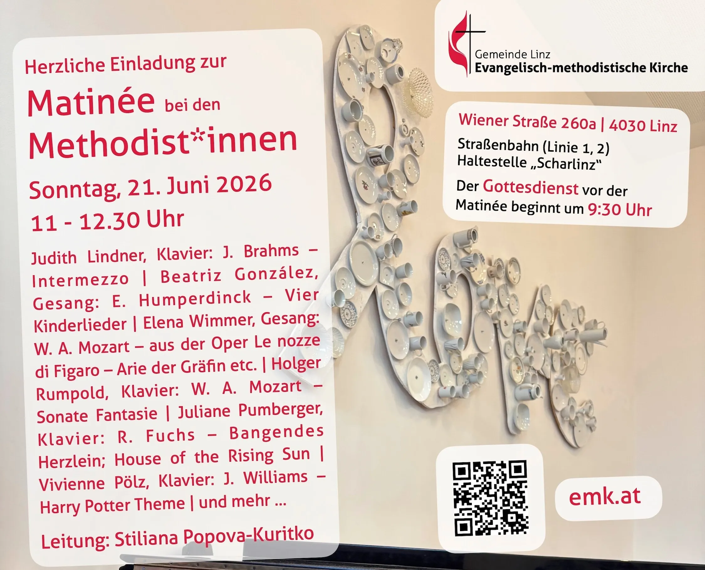 Einladung zu einer Matinee in der EmK Linz. Im Hintergrund, der Schriftzug "love", der im Kirchenraum hängt.