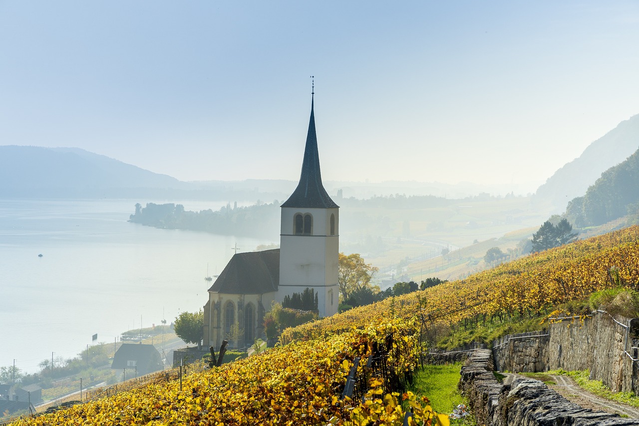 Friede braucht Kirche Friede in der Ukraine? Was sagt die Kirche? Gedanken dazu