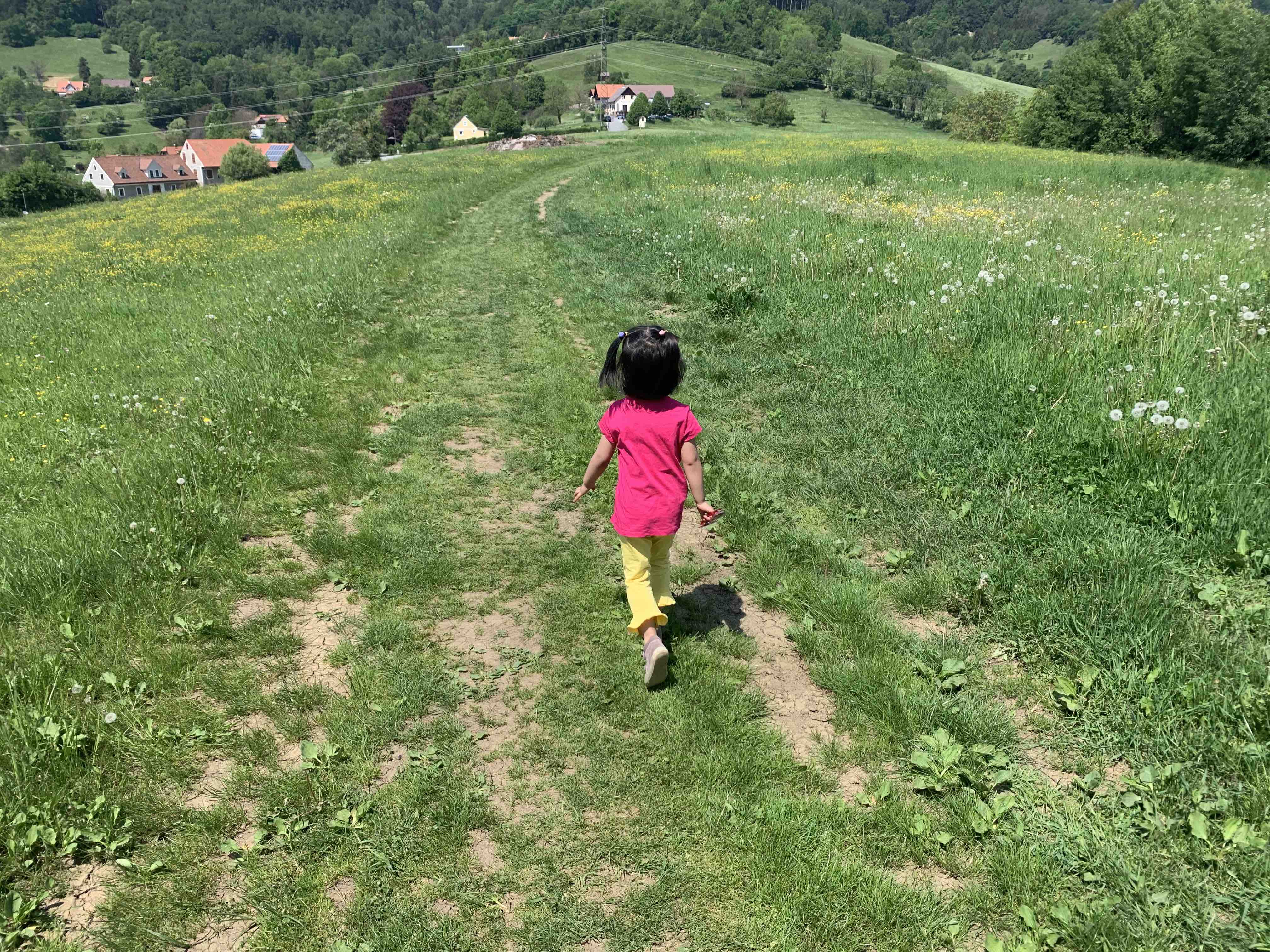 Allen immer ein paar Schritte voraus: Die dreijährige Violetta