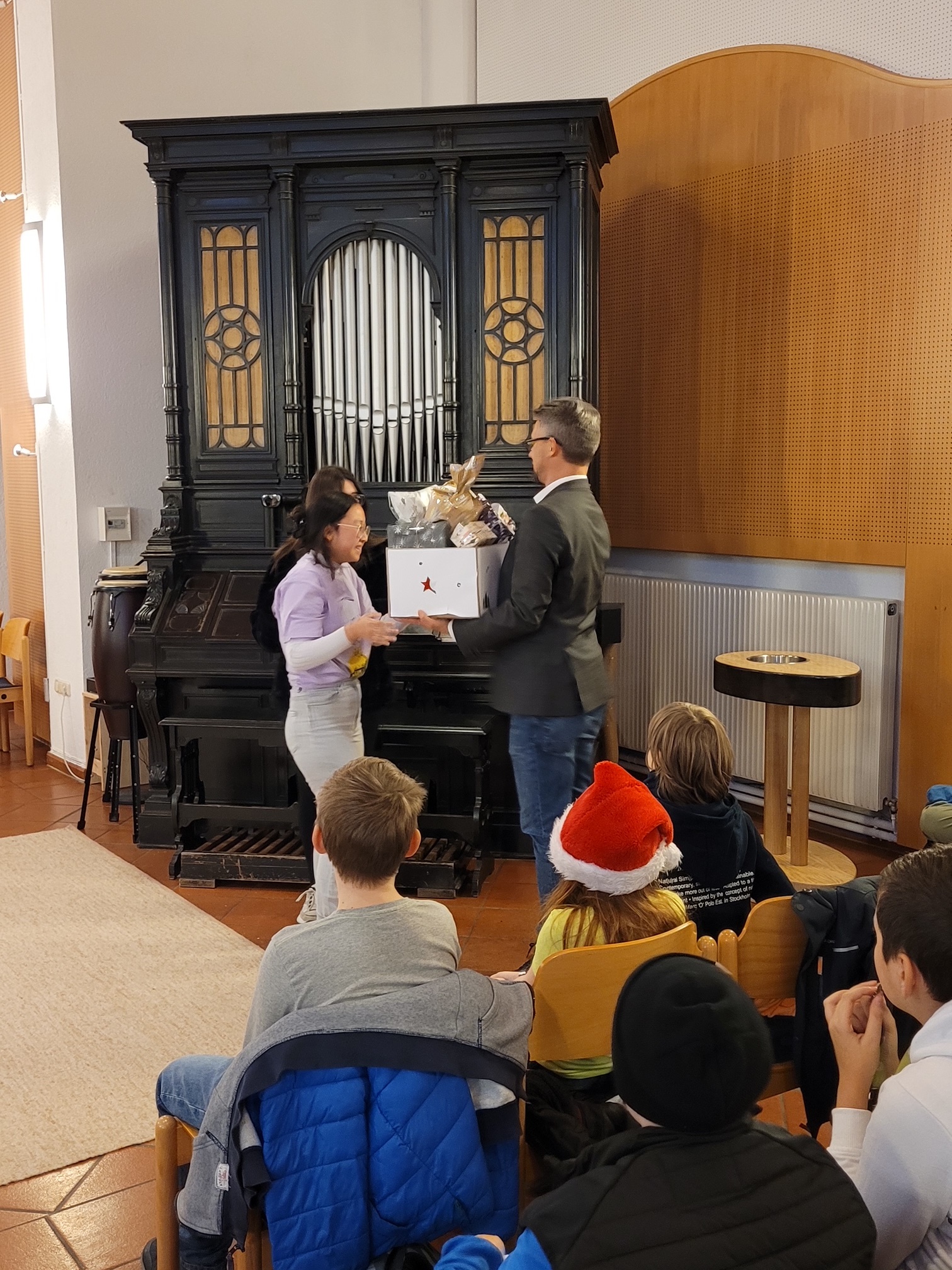 Umgekehrter Adventskalender vom Diefenbachgymnasium