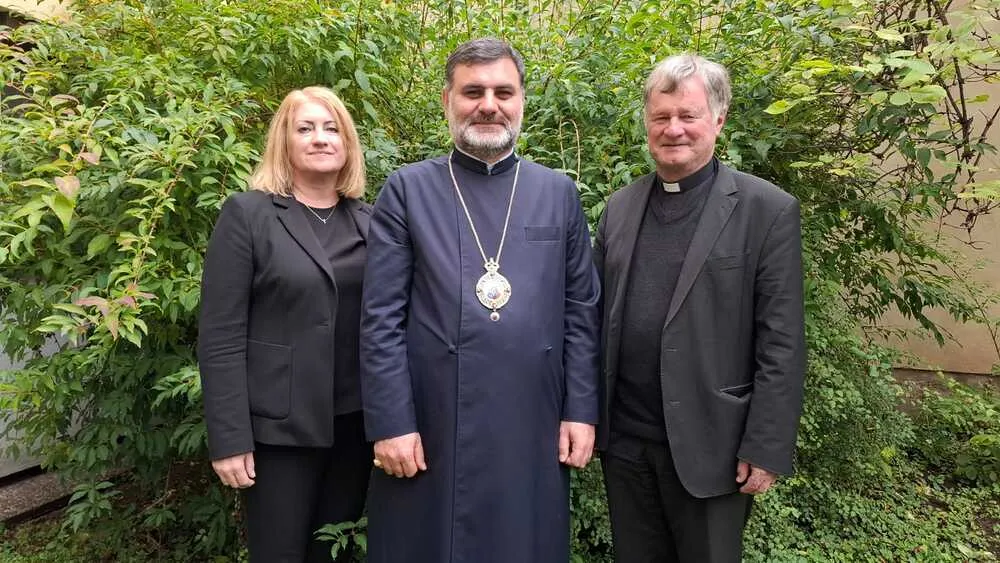 Armenischer Bischof Petrosyan bleibt an der ÖRKÖ-Spitze