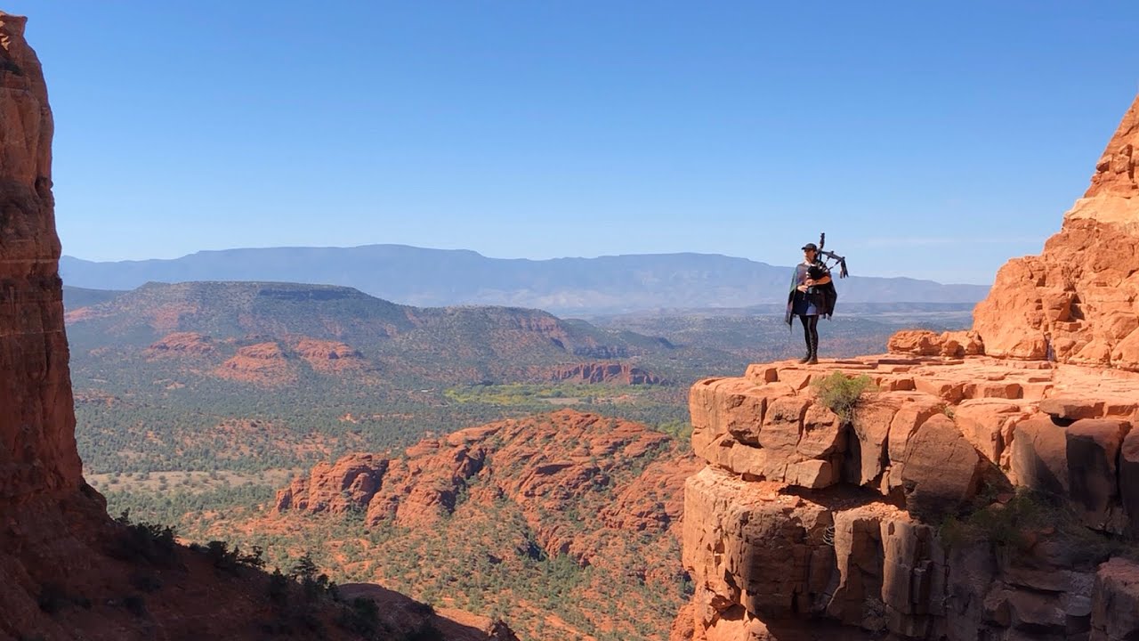 Hyfrydol : Bagpipes at Cathedral Rock, Sedona AZ