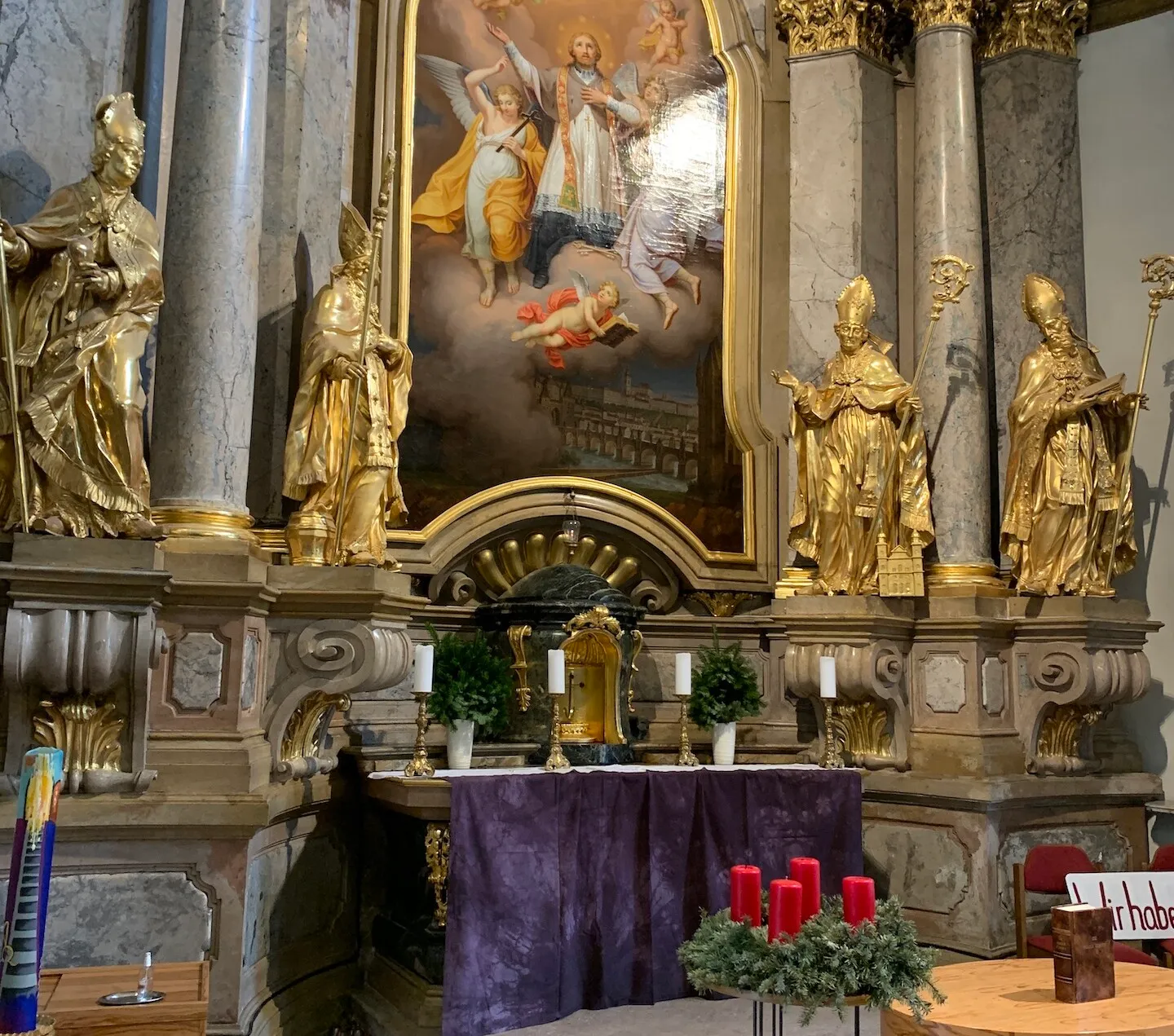 Gebetswoche für die Einheit der Christ*innen Innenraum Kirche