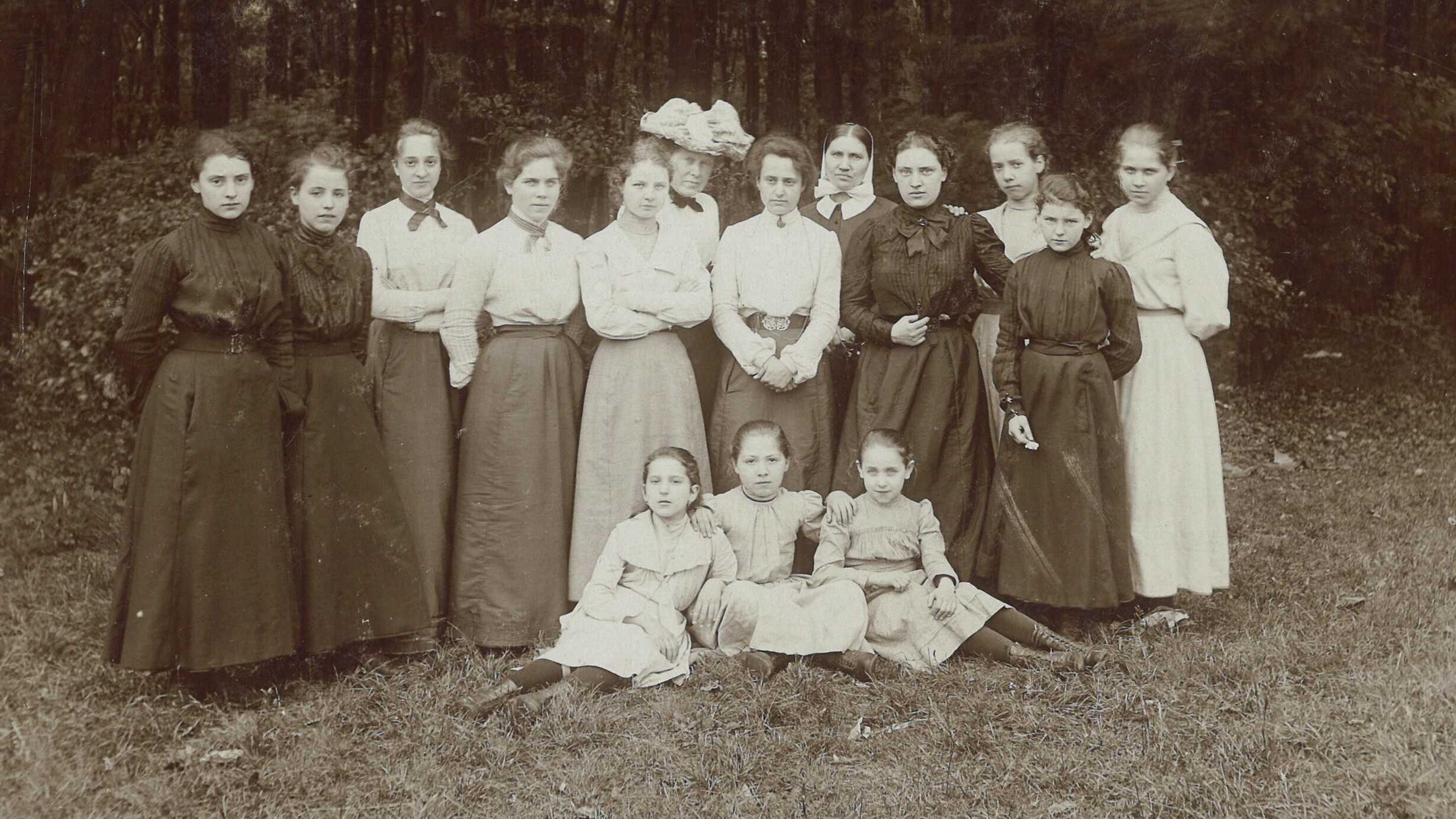 150 Jahre EmK Österreich Kindergruppe mit Baronin Amelie von Langenau